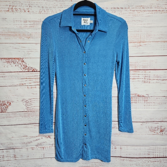 Princess Polly Dresses & Skirts - Princess Polly button up mini dress